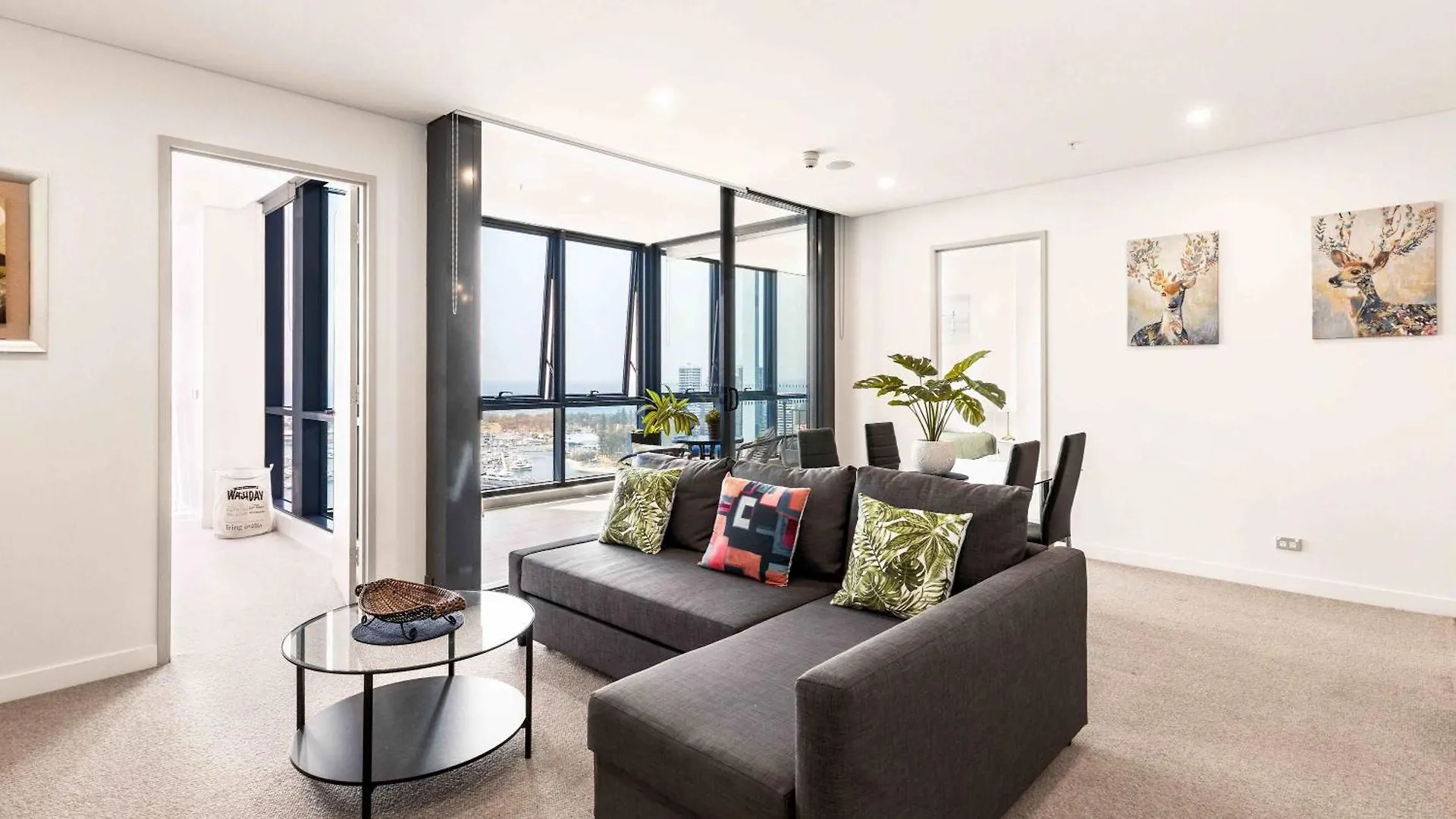 Breathtaking Ocean View Apt In Southport Gold Coast Apartman